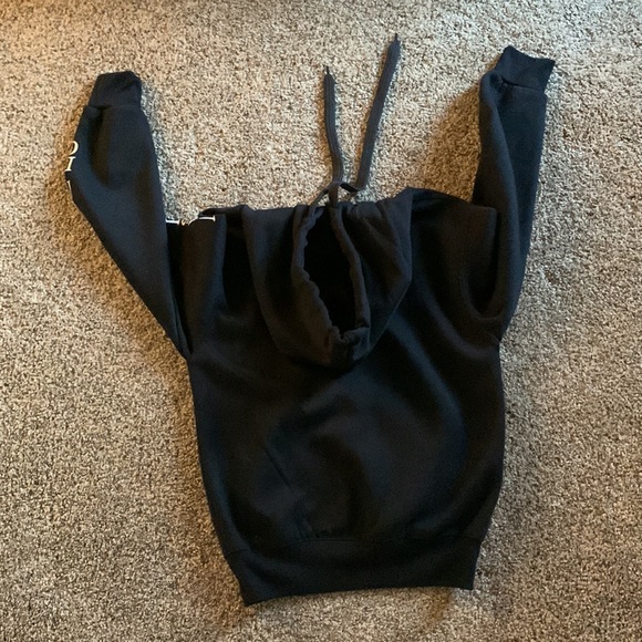 BRAND NEW NEVER WORN - Picture 3 of 3